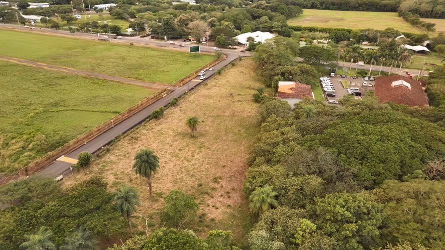 Oportunidad Única de Inversión en Liberia – Terreno Premium de Uso Mixto - Imagen 9
