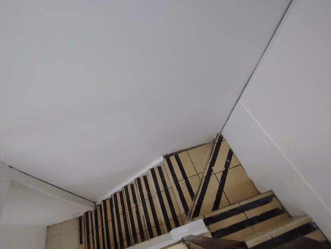 Heredia Local Comercial - 60m- parqueo - Imagen 9