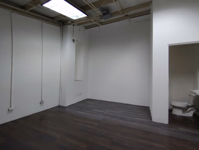 Heredia Local Comercial - 60m- parqueo - Imagen 12