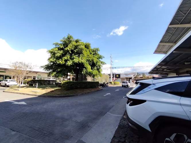 Heredia Local Comercial - 60m- parqueo - Imagen 16
