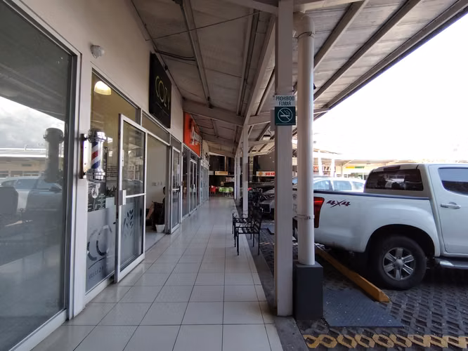 Heredia Local Comercial - 60m- parqueo - Imagen 8