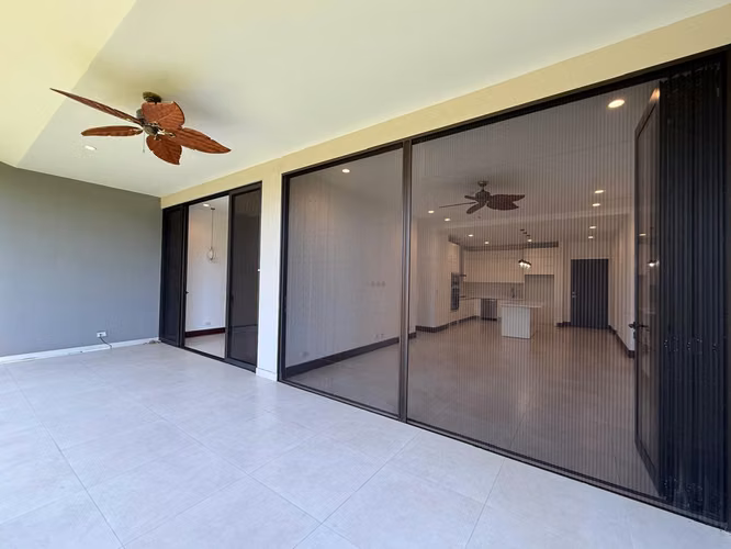 Apartamento en Venta en Santa Ana – Lomas del Valle con Vista a las Montañas - Imagen 10