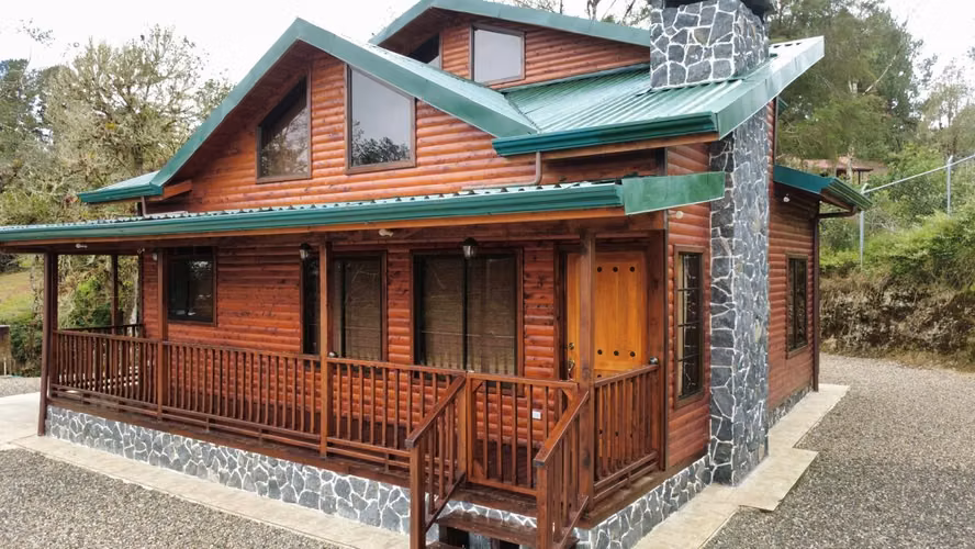 Cabaña en Venta en El Guarco Cartago  2,414 m² | $298,000 JLBR