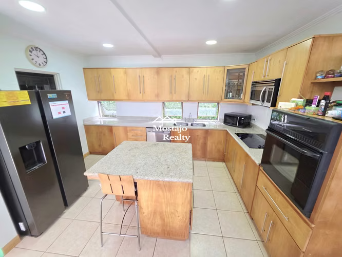 Venta de Casa, Valle del Sol, piscina privada, Lindora, Santa Ana