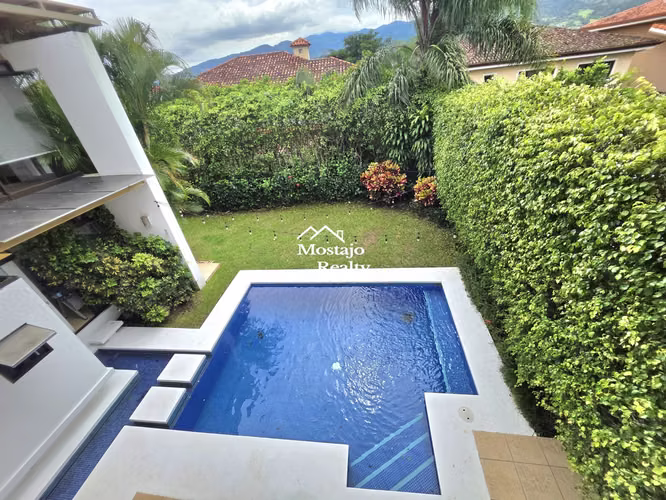 Venta de Casa, Valle del Sol, piscina privada, Lindora, Santa Ana