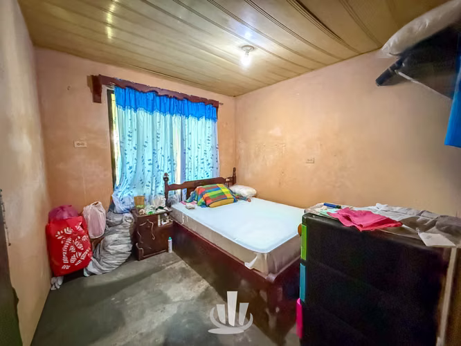 Casa en Venta con Amplio Terreno en Zona Residencial - Imagen 5
