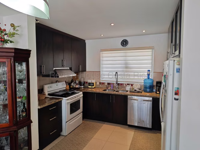 Venta de Casa en San Vicente Moravia en Condominio - Imagen 2