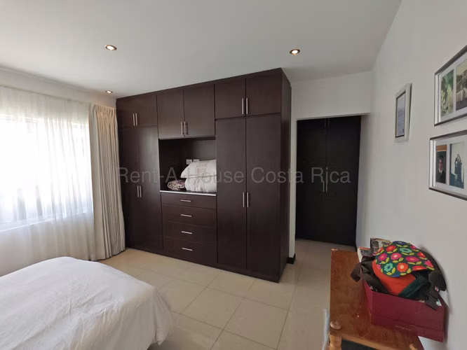 Venta de Casa en San Vicente Moravia en Condominio - Imagen 8