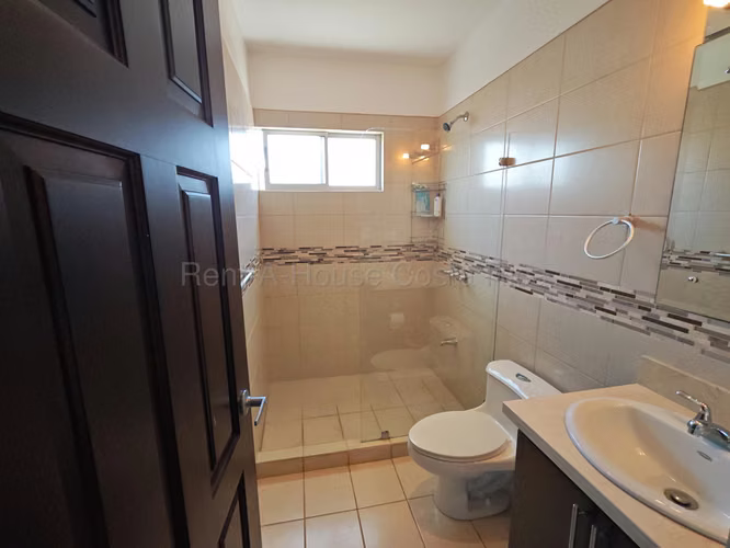 Venta de Casa en San Vicente Moravia en Condominio - Imagen 9