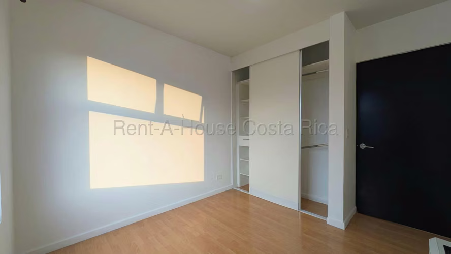 Venta de apartamento en Torres de Granadilla Curridabat - Imagen 8