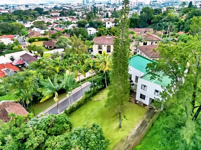 Lote en Bello Horizonte, Escazú | 999 m² con estructura - Imagen 8
