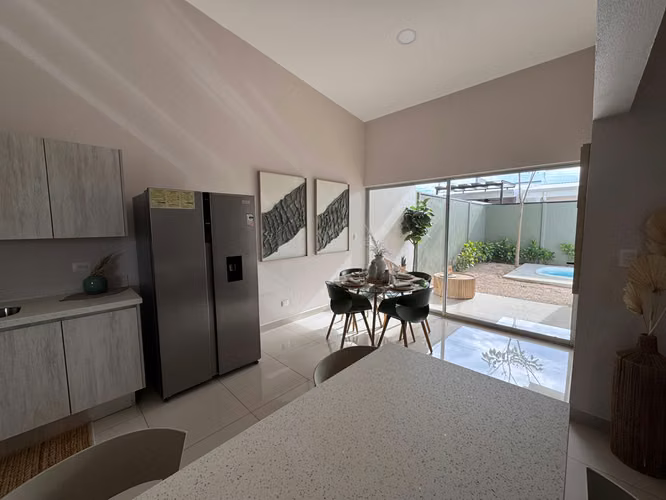 ALQUILER DE CASA EN CONDOMINIO CASA SOLE