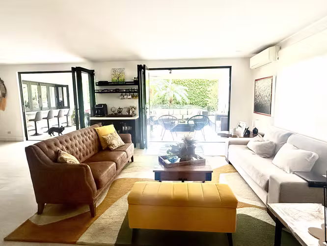 Casa grande en alquiler en Santa Ana condominio Vianova con linea blanca - Imagen 8