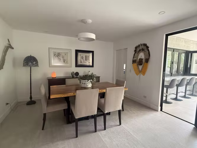 Casa grande en alquiler en Santa Ana condominio Vianova con linea blanca - Imagen 4