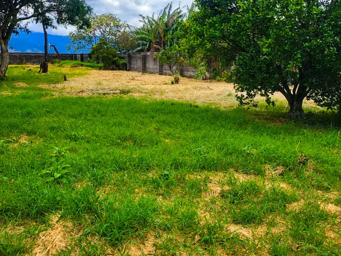 VENTA DE CASA EN SAN JOAQUIN DE FLORES - HEREDIA PARA INVERSIÓN