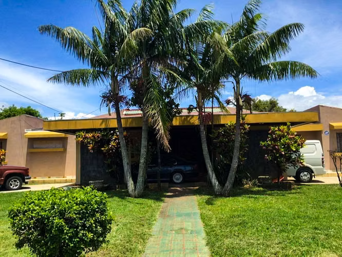VENTA DE CASA EN SAN JOAQUIN DE FLORES - HEREDIA PARA INVERSIÓN