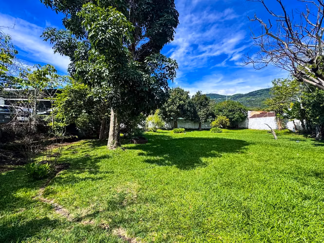 VENTA DE LOTE EN ESCAZÚ PARA INVERSIÓN