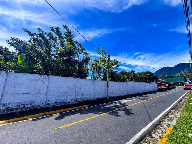 VENTA DE LOTE EN ESCAZÚ PARA INVERSIÓN