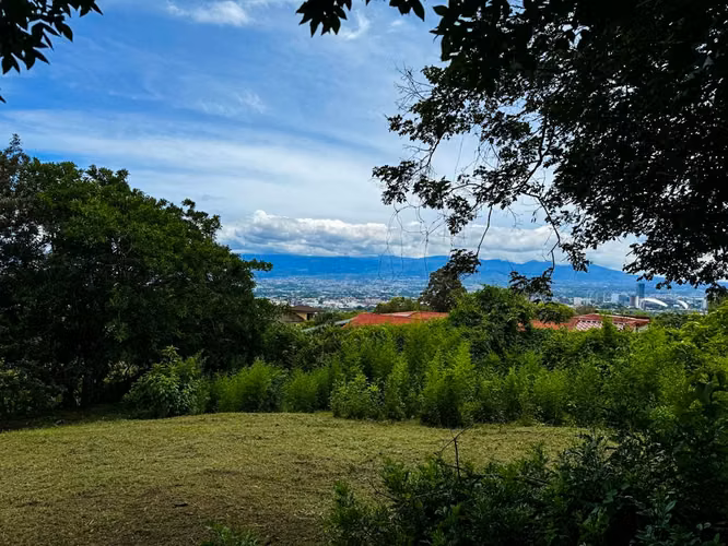 VENTA DE LOTE EN BELLO HORIZONTE ESCAZÚ PARA INVERSION - Imagen 4