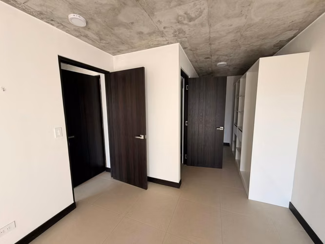 Alquiler de apartamento en Condominio Khaya, Curridabat. 550 000 colones. Caminando Aleste.