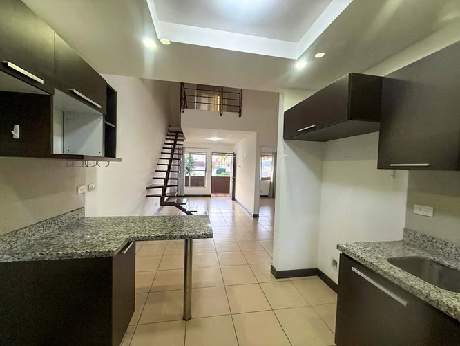 Alquiler de apartamento con Vista y Espacios Amplios - Imagen 7