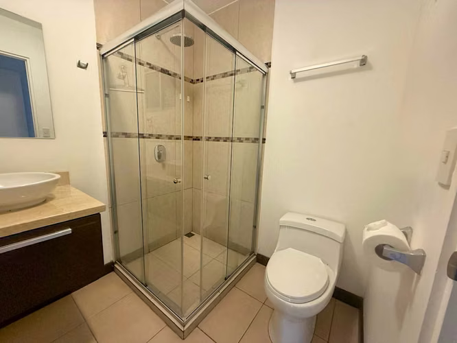 Alquiler de apartamento con Vista y Espacios Amplios - Imagen 13