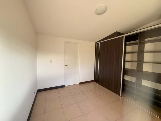 Alquiler de apartamento con Vista y Espacios Amplios - Imagen 11