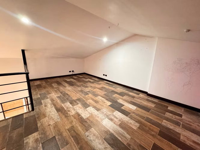 Amplia casa en condominio, con patio y hab en planta baja en  Montes de Oca 41948 - Imagen 17