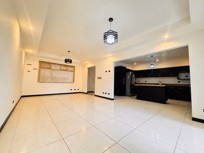 Amplia casa en condominio, con patio y hab en planta baja en  Montes de Oca 41948 - Imagen 6