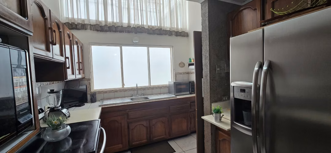 Venta de casa Independiente en la Uruca