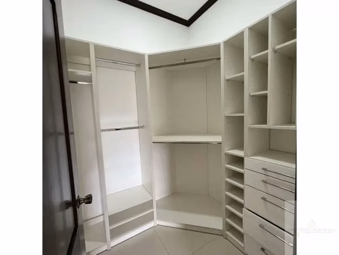 Hermosa casa en Colinas de Montealegre, Curridabat