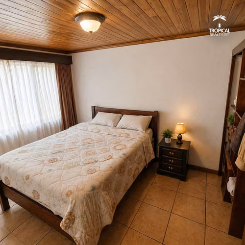 Casa en Venta en Curridabat – 3 Niveles, Oficina, Sala de TV y Amplios Espacios - Imagen 10