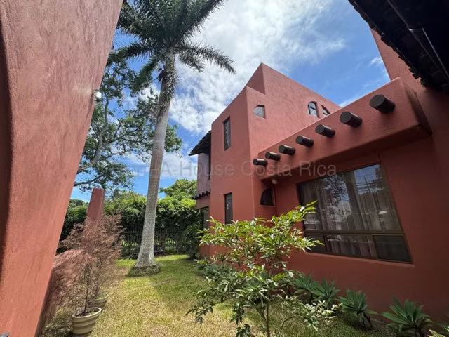 Casa en venta en Pozos, Lindora IP