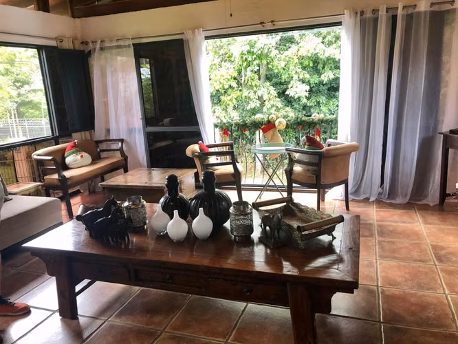 Casa con apartamentos en Belén ideal para inversión rentable