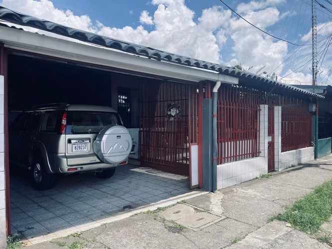 Venta de Casa de una planta en Hatillo 3, San José