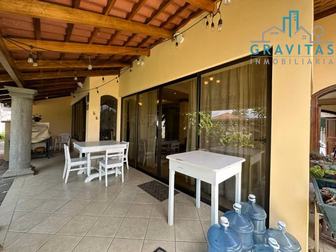 Casa en venta en Curridabat, en condominio | Alta plusvalía ID 1323