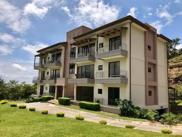 ALTO DE LAS PALOMAS.  CONFORTABLE APARTAMENTO EN ALQUILER ¡CON LAS MAS IMPRESIONANTES VISTAS!
