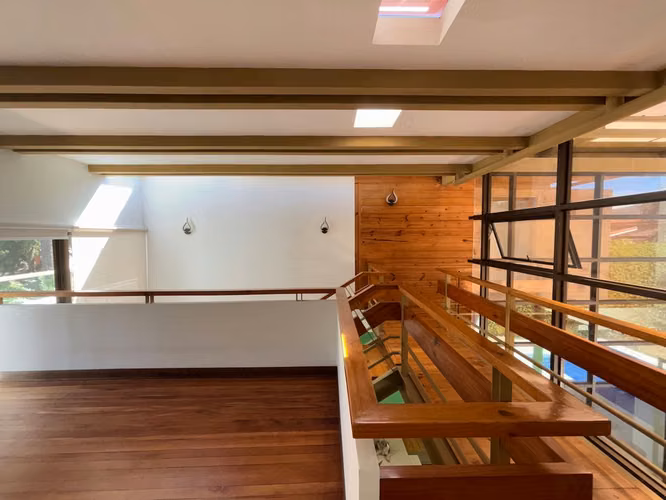 VENTA DE CASA EN VALLE DEL SOL - SANTA ANA