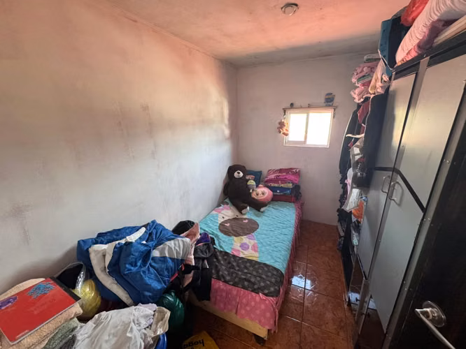 Venta de propiedad con 2 casas y apartamento en Higuito, San Miguel, Desamparados -EU