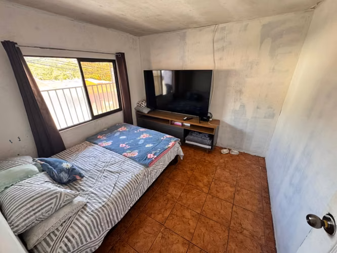 Venta de propiedad con 2 casas y apartamento en Higuito, San Miguel, Desamparados -EU