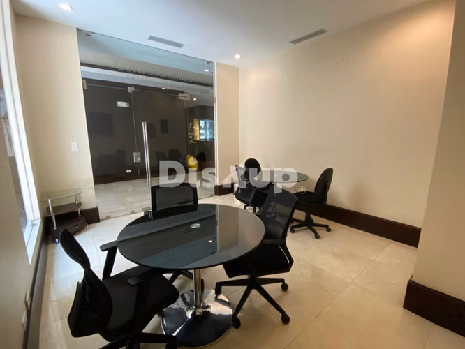 Alquiler de amplio apartamento de 2 hab. en condominio. Sabana Sur.