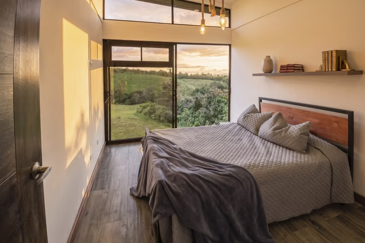 Hermosa Casa de Montaña en Venta en Coronado, Cascajal