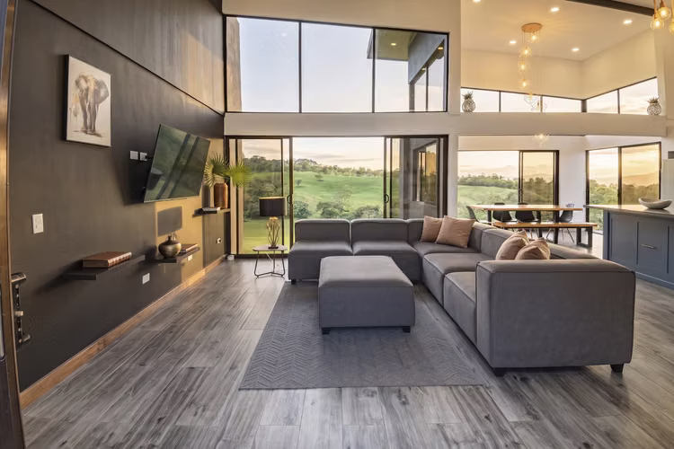 Hermosa Casa de Montaña en Venta en Coronado, Cascajal