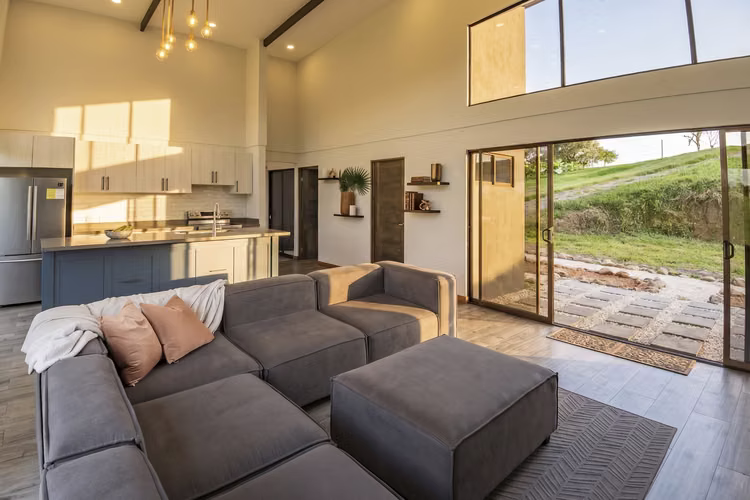 Hermosa Casa de Montaña en Venta en Coronado, Cascajal