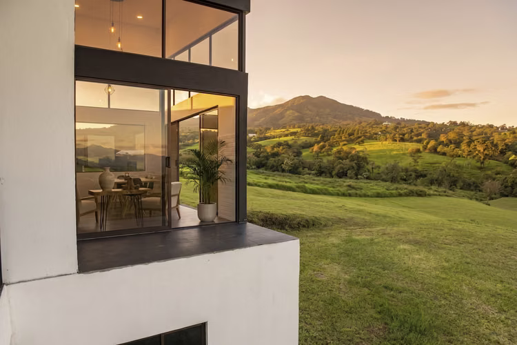 Hermosa Casa de Montaña en Venta en Coronado, Cascajal