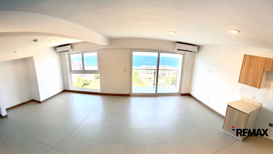 Venta de Condo-Condo Premium con Vista al Océano en Playa Jacó