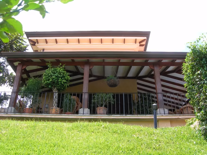 Casa 320 m2 con Piscina Brasil de Santa Ana Lote 520 m2 - Imagen 4