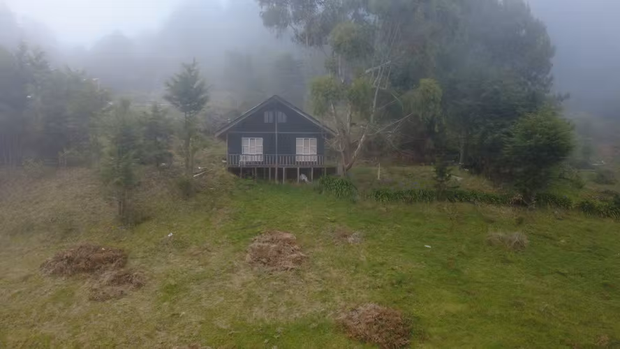 Casa tipo Cabaña y terreno Jardin de Dota Se Vende JLBR