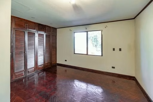 SE ALQUILA AMPLIA CASA AL FINAL DEL BOULEVARD EN ROHRMOSER - Imagen 14