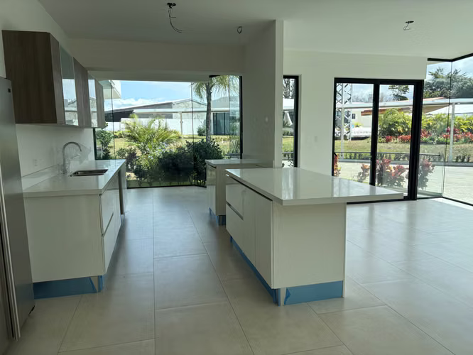 Apartamentos Amplios Escazú | Alquiler 2 y 3 HAB | Ubicación Estratégica - Imagen 19
